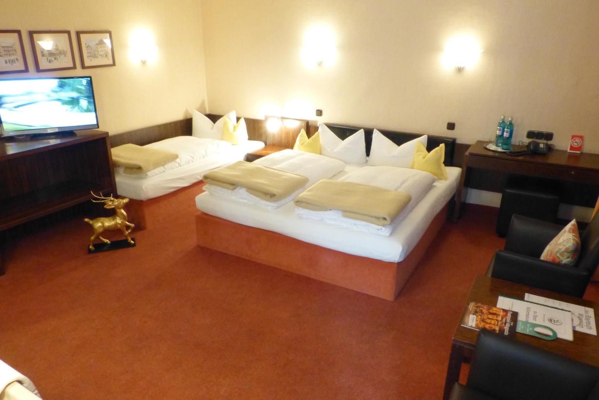 Hotel Goldener Hirsch Bayreuth Cameră foto